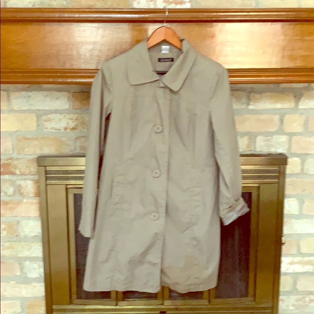 Light trench